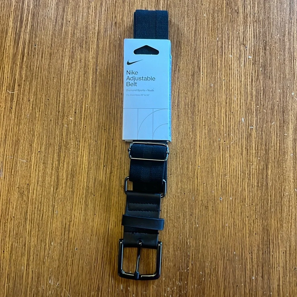 Nike Adjustable Belt NWT☀️